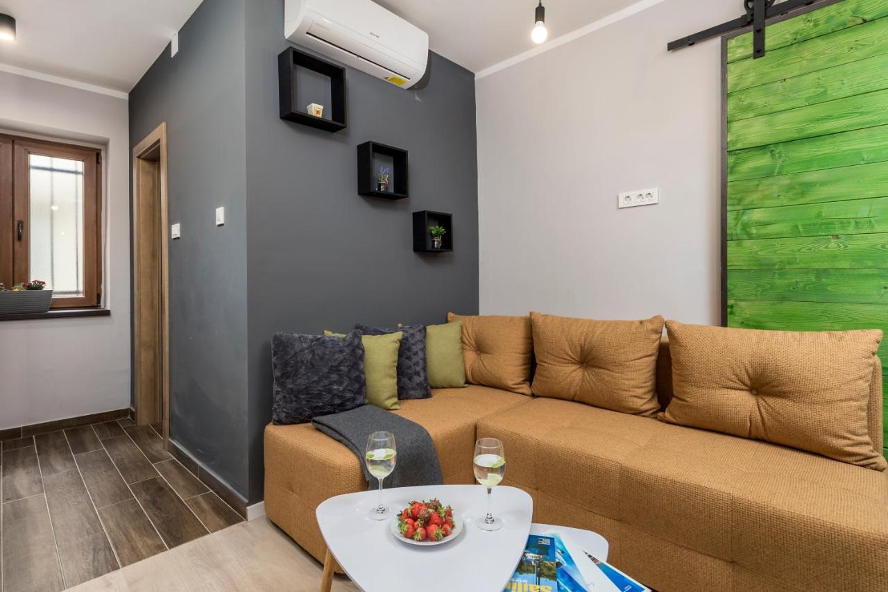 4 Season Apartments Риека Экстерьер фото